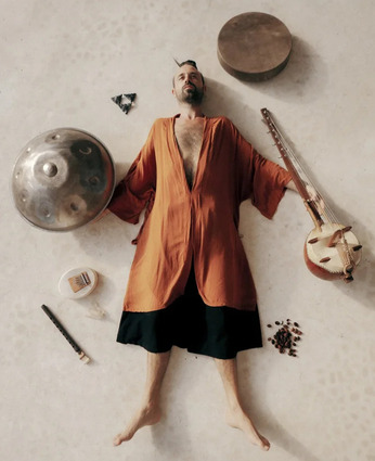 Oníriko Orinoko -- 夢の川を遡る音の民-- Miguel Hiroshi