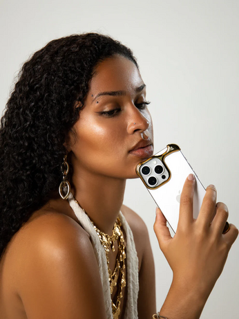 iPhone16ProMaxに変更〜で、ケースは今回、裸族：）究極ミニマムなこちらとこのリングをチョイス