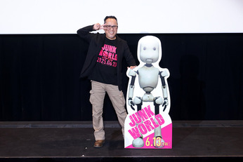 『NATURAL JUNK』ではなく、笑っちゃうキモイ珍作カワイイ傑作おもろいハードSF『JUNK WORLD』凄！！！