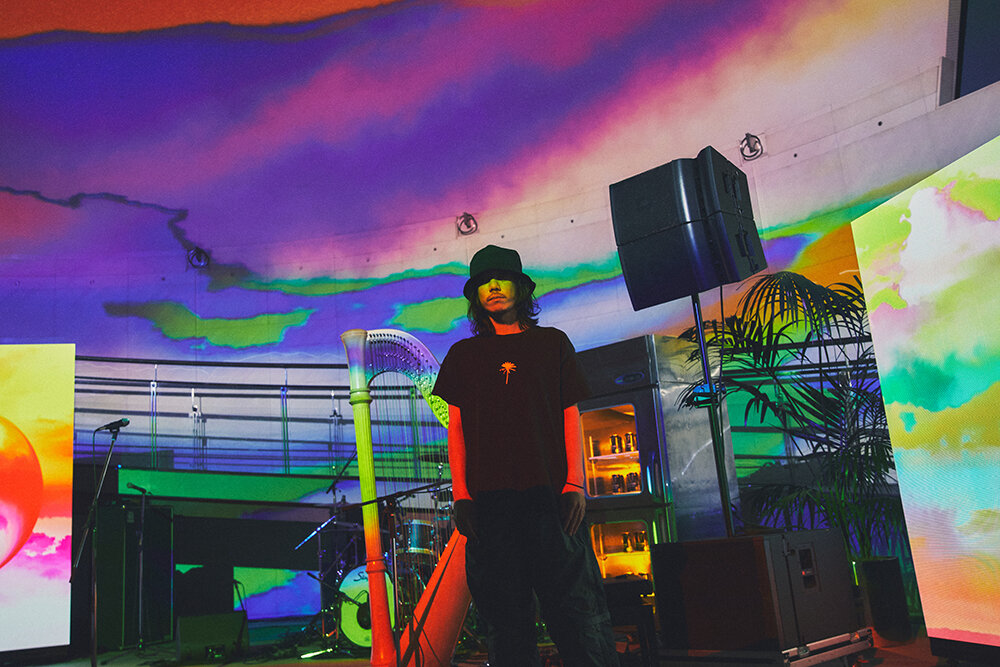 YOSHIROTTENのMV